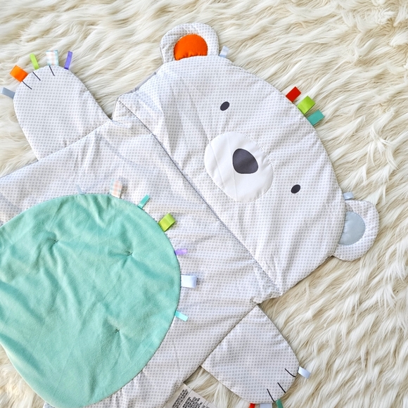 Bright Starts Tummy Time Prop & Play Mat, Polar Bear - Picture 6 of 11